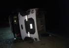 Un choque frontal entre un auto y un camión dejó a dos personas internadas en el Penna