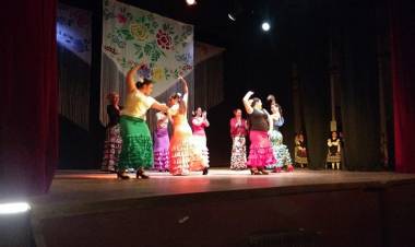 Gala de Danzas de la Asociación Española