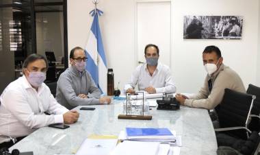 Ruesga y Romano mantuvieron una reunión por viviendas