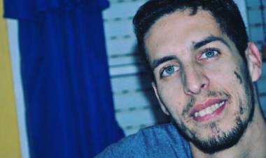 "La gente busca caras nuevas en la política"