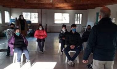 Charla del voto joven en Indio Rico