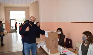 PASO 2021: "Un mañana mejor es posible y la Unión Cívica Radical estará acompañando ese hermoso tiempo"