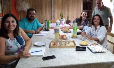 Consejeros Escolares: Juntos y en acción