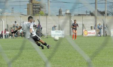 Fútbol: La fecha de Inferiores de mañana sábado está suspendida