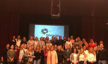 "Primera jornada de Educación" en Coronel Pringles en la casa del Bicentenario