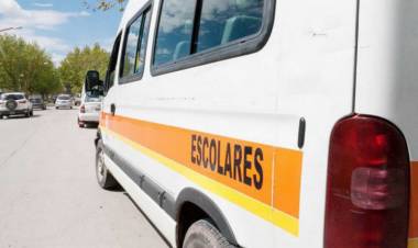Transporte Escolar: "El Municipio no quiere utilizar el Fondo Educativo para los niños lleguen a sus escuelas"