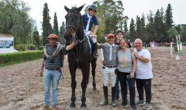Pringlenses clasificaron a la Final de los Federales de Equitación