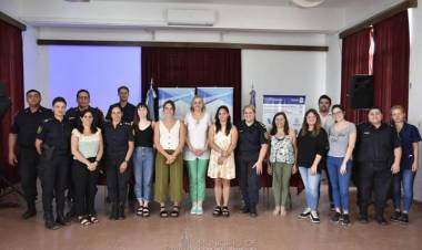 Se efectuó la entrega de dos tobilleras electrónicas en Pringles