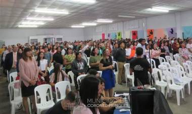 Matzkin participó de la apertura de un  Congreso Nacional de Jóvenes 