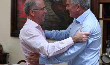 Firma de convenio con Bahía para modernizar los exámenes de conducir