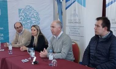 10 vecinos pringlenses firmaron las escrituras de sus títulos de propiedad