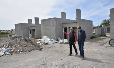 Matzkin visitó diferentes barrios del distrito