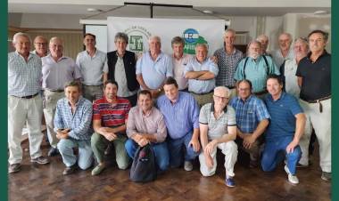 La zona 7 de CARBAP se reunió en Tres Arroyos