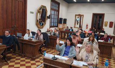 HCD: Intenso debate tuvo la Sesión Legislativa