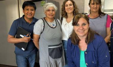 Charla Informativa en el Mes de la Alimentación