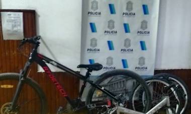 Policial: Un aprehendido y dos bicicletas recuperadas