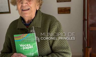 Ella es Delia Subijana de Pennini, una de las ganadoras del Concurso Voces al Papel 2026