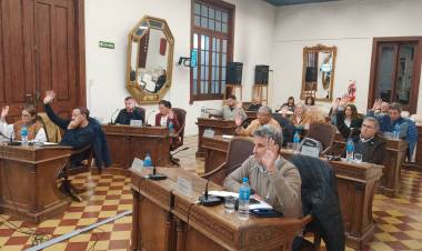 HCD: La situación del Dique Paso de las Piedras, la Gestión de Residuos y la cartelería en accesos a caminos rurales en el debate legislativo