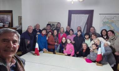 Presentación de la nueva Comisión Directiva de la Sociedad Italiana de Coronel Pringles por el período 2026-2028 y reinicio de actividades