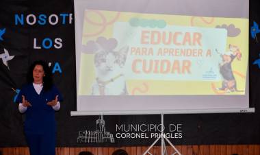 Charla sobre tenencia responsable