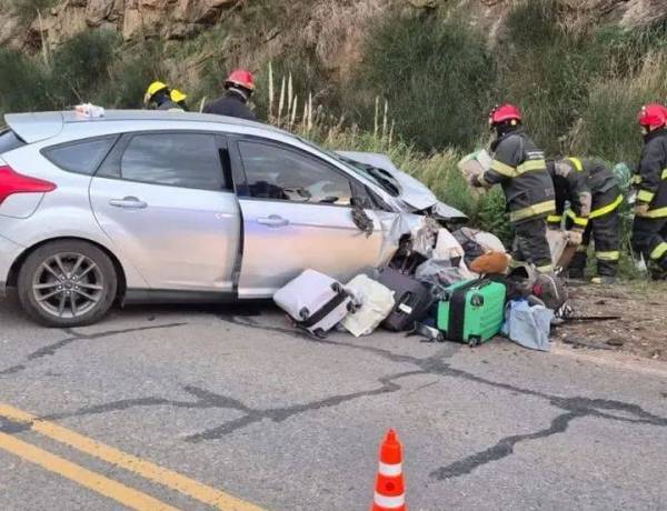 Accidente: Cuatro personas fallecidas en ruta 76