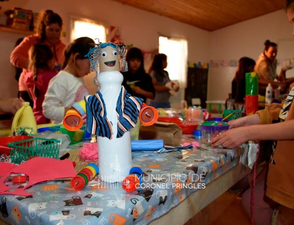 Gran participación en el Taller de eco juguetes