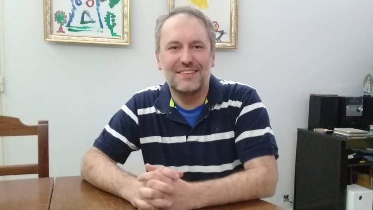 Elecciones "Es prioritario que nuestros jóvenes cuenten con casas del estudiante en los principales centros universitarios" Iñaki Letona