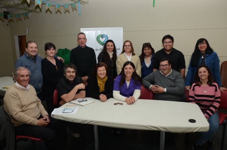 Movida solidaria para el Centro de Día Hermandad