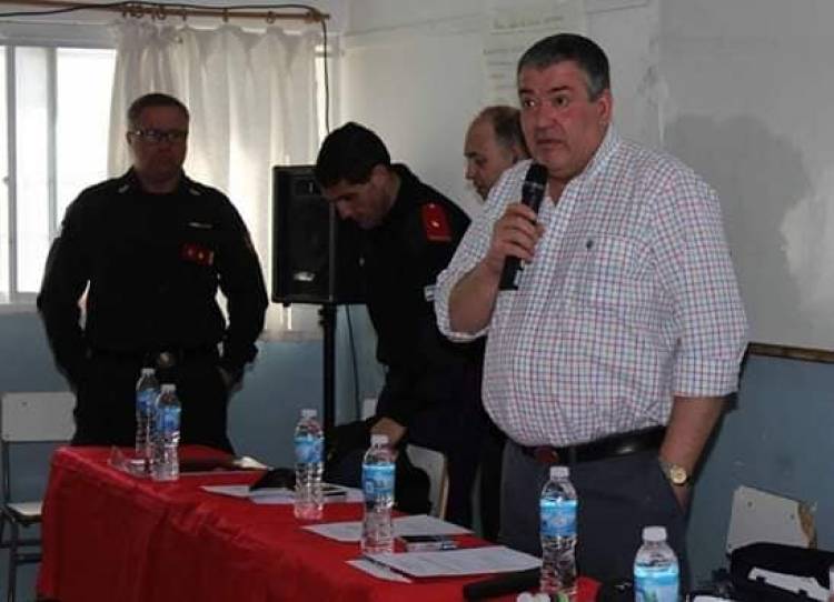 Jorge Zweedyk presidió reunión regional de Bomberos