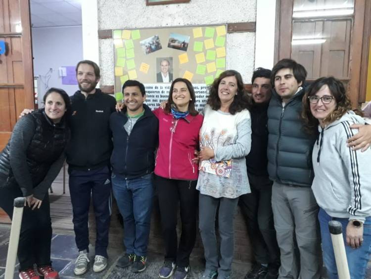 Alumnos del CEPT 22 de Pontaut visitaron Los Claveles