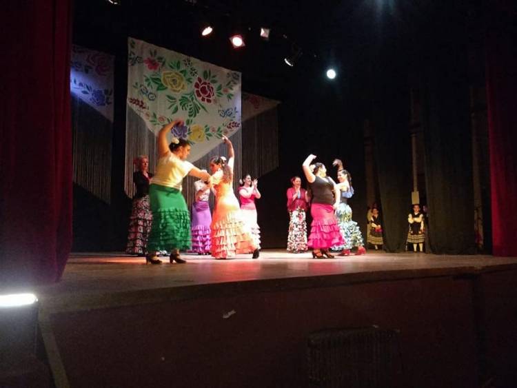 Gala de Danzas de la Asociación Española