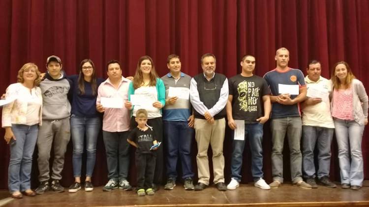 "Son 827,300 pesos para emprendimientos de distintos tipos"