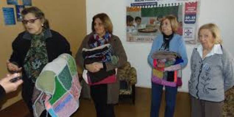  "Comenzamos con la entrega de alimentos"