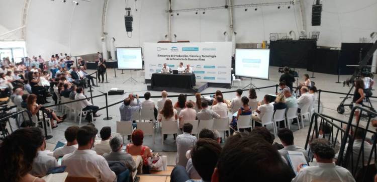 Gabriel Tellaeche fue al I Encuentro de Producción, Ciencia y Tecnología de la Prov. De Buenos Aires