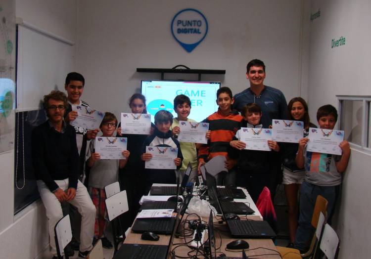 El Taller de diseño y programación de videojuegos fue un éxito