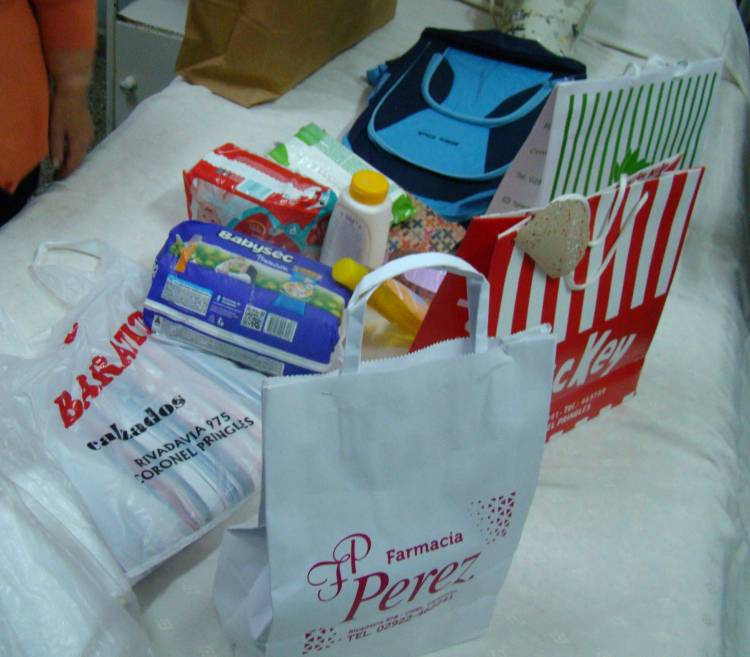 Los Sanmartinianos obsequiaron un ajuar