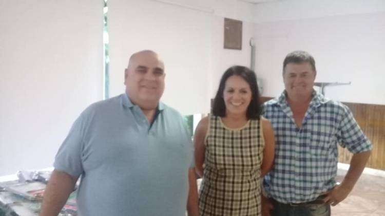 "Por cuarto año consecutivo vamos a entregar indumentaria escolar y útiles"