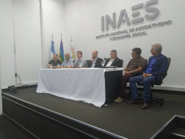 Matzkin expone en la Jornada de Municipios Solidarios