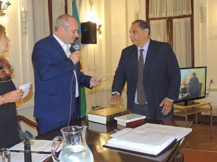 Jackson volvió a jurar en Lamadrid como Jefe de Gabinete