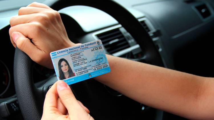 Prorrogan licencias de conducir