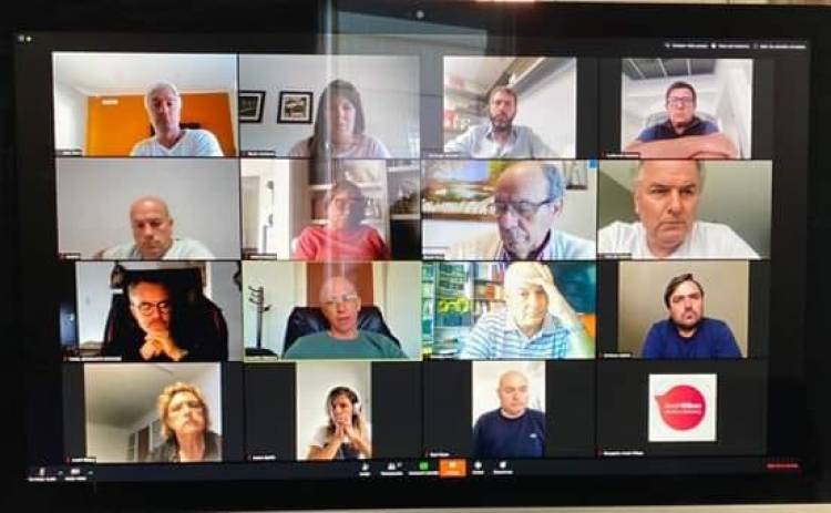 Lisandro Matzkin participó de una reunión virtual Zoom de Legisladores e Intendentes