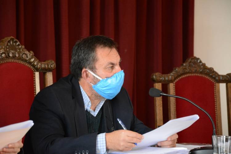 "Tomando todas las medidas epidemiológicas comenzamos a sesionar"