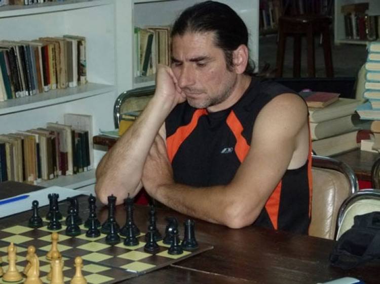 Pringles se mantuvo en Primera con el delantero del Gol