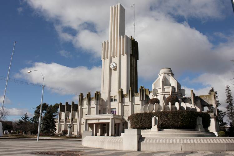 ¿Cómo funcionarán las áreas y servicios municipales en los próximos días?