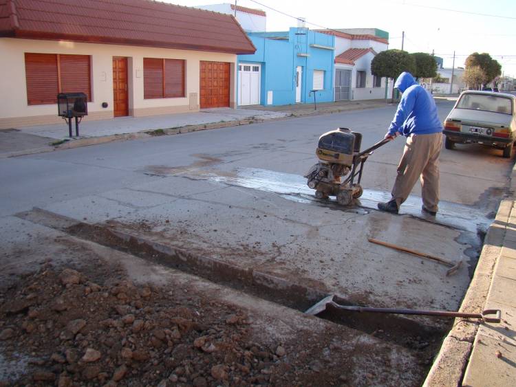 Bacheo en calle Medina al 500