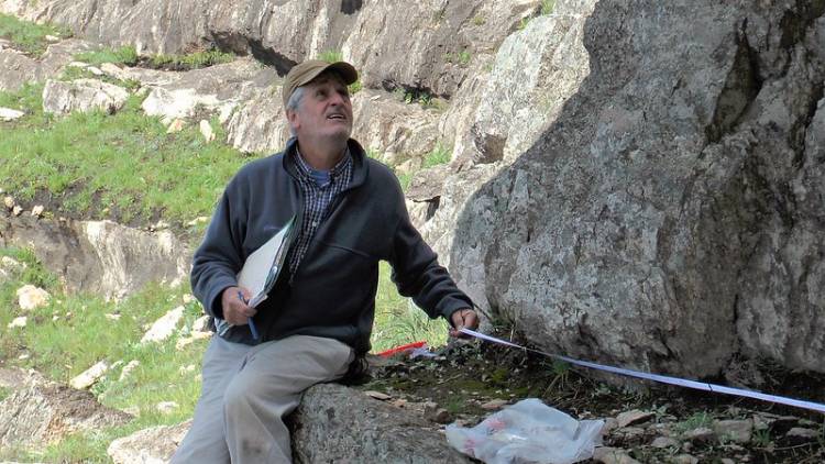“Poblaciones vikingas vinculadas a estructuras de rocas de Sierra de la Ventana. Es una afirmación arriesgada, sin ningún tipo de sostén hasta el presente”