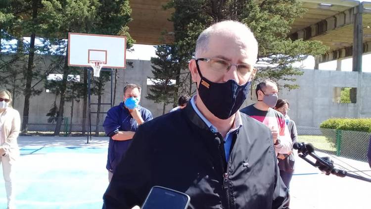 Pringles mantiene una buena temporada turística en el Balneario Municipal y continúa en fase 5