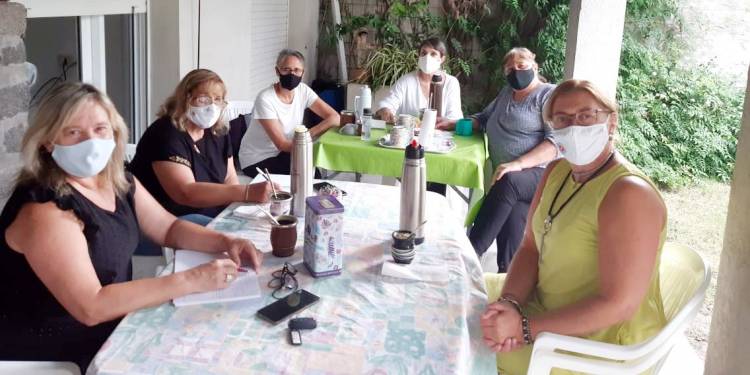 Sumando radicales, una lista donde las mujeres pisan fuerte