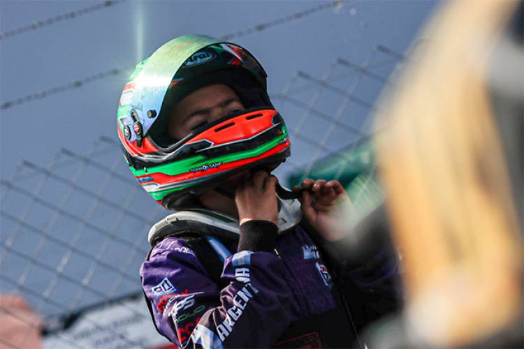 Se afianza en la Junior Max