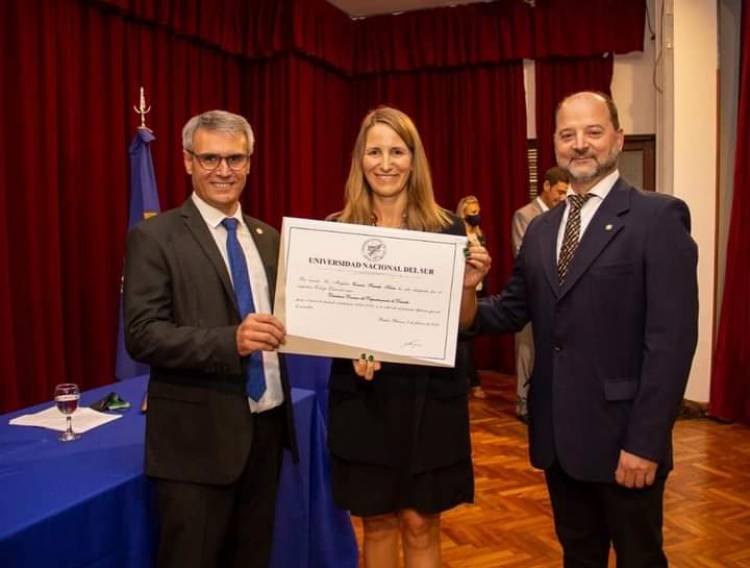 Pamela Tolosa Decana de la UNS